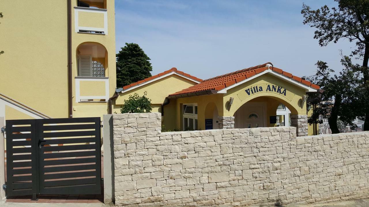 Villa Anka Kampor Luaran gambar